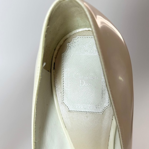 Christian Dior Pearlescent Patent Pointed Toe Heel - Picture 9 of 10
